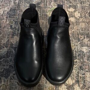 Oofos London Leather Boots
